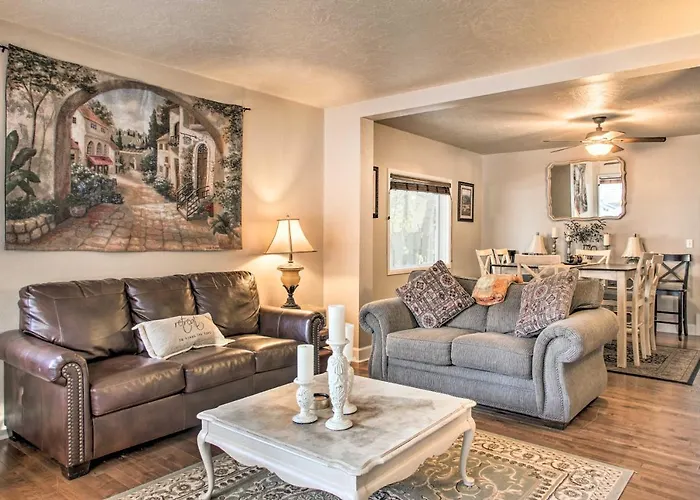 Charming Downtown Coeur D'Alene Home With Yard!